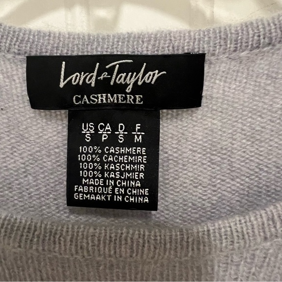 Lord & Taylor Gray Ombre Cashmere Sweater Small - Picture 3 of 4
